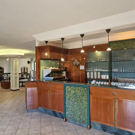 Hotel Montegrino Lakeview 3*