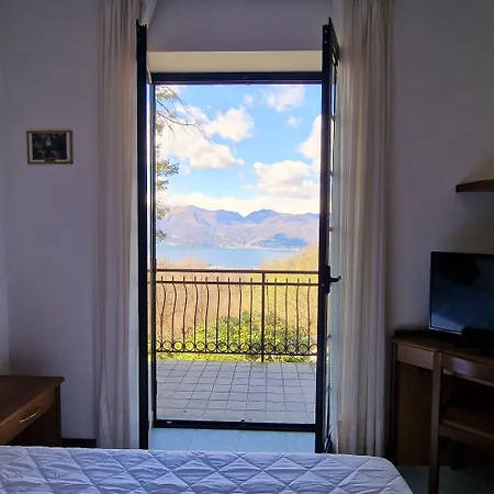 Hotel Montegrino Lakeview 3*